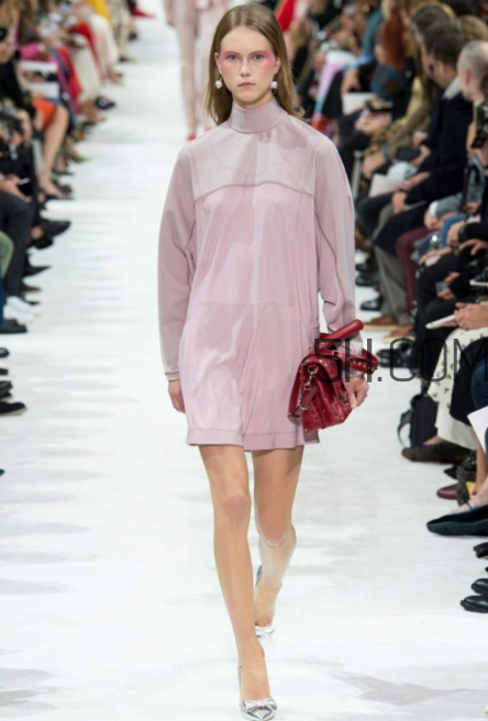 valentino2018春夏系列怎么樣_好看嗎？