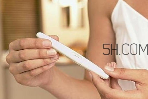 羊水早破的原因是什么？羊水早破能順產(chǎn)嗎？