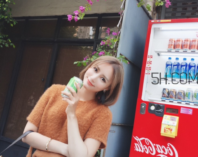 中耳炎和狐臭有關(guān)系嗎？中耳炎會(huì)自愈嗎？
