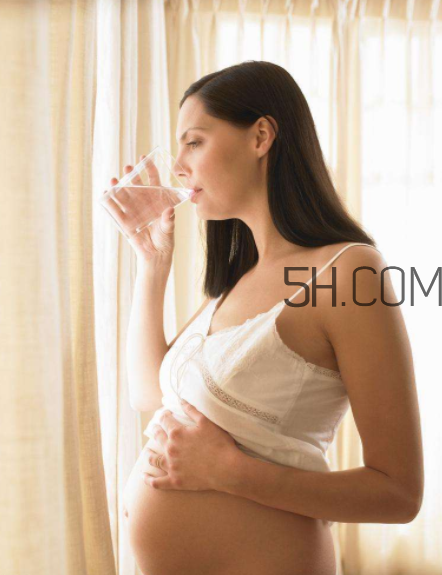 孕婦補(bǔ)鋅的好處有哪些？孕婦甲狀腺激素偏高的危害是什么?