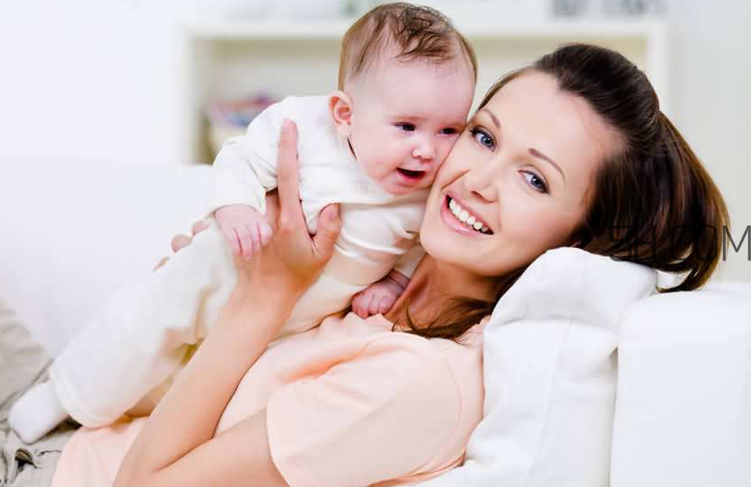 母乳期發(fā)高燒怎么辦？感冒咳嗽能喂奶嗎？