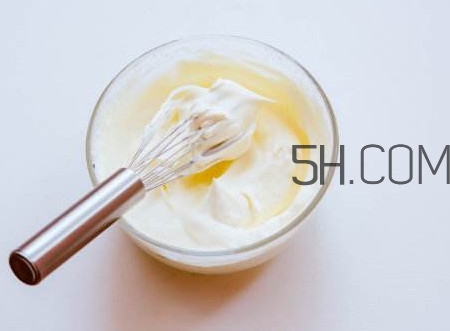 淡奶油打發(fā)后能保存多久？淡奶油打發(fā)后會(huì)化嗎