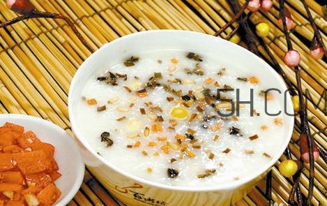 榛子生吃好還是熟吃好？榛子怎么吃營養(yǎng)價值高？