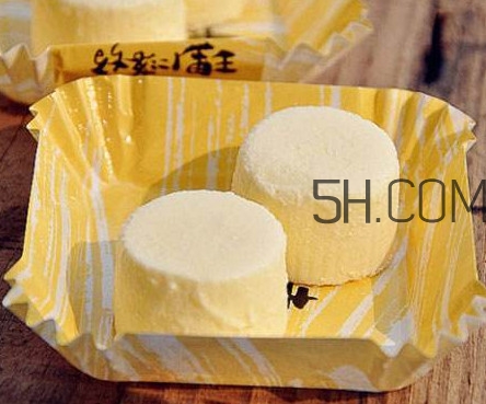 如何用牛奶自制淡奶油？淡奶油開(kāi)封后能保存多久