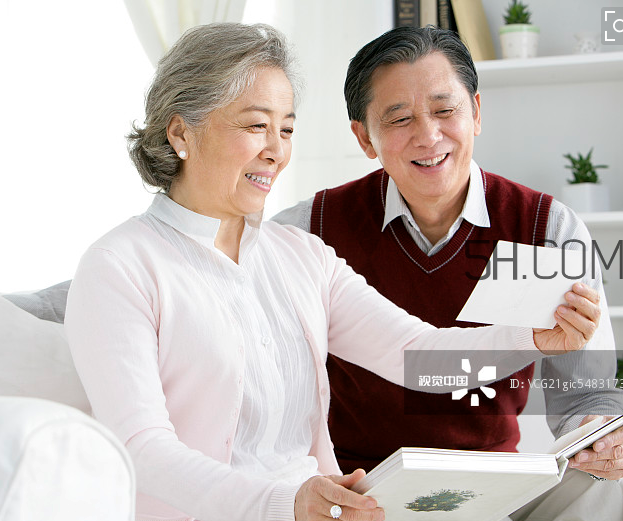 頸椎病能游泳嗎？頸椎病能引起胸疼嗎？