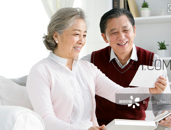 頸椎病會(huì)引起頭痛嗎？頸椎病會(huì)引起頭暈嗎？