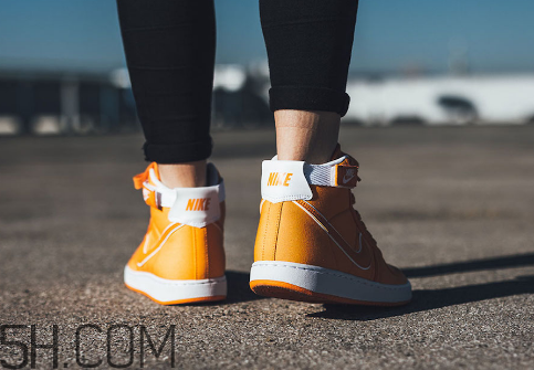 nike vandal high supreme復(fù)刻版上腳效果怎么樣？