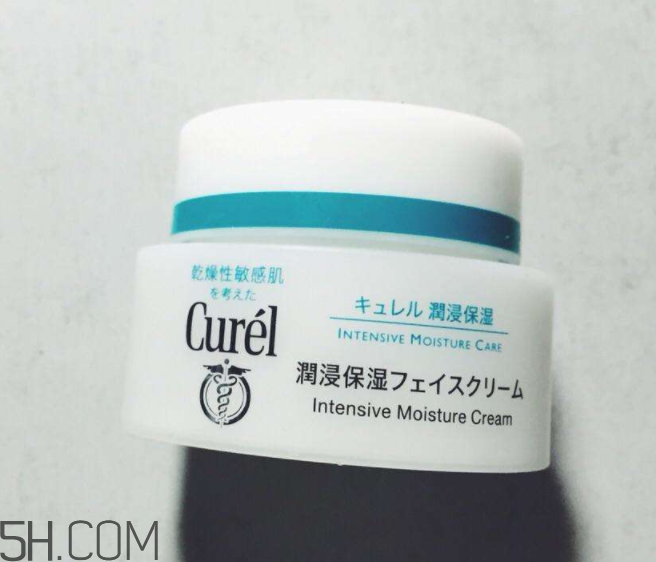 珂潤(rùn)面霜適合夏天用嗎？夏天用珂潤(rùn)面霜會(huì)油嗎？