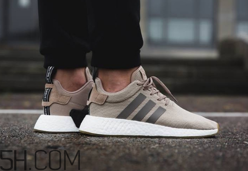 adidas nmd r2 trace khaki上腳效果怎么樣？