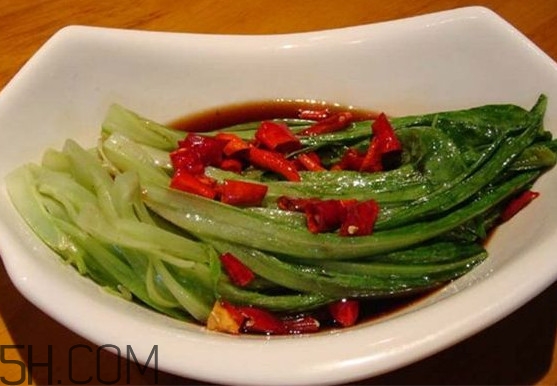 油麥菜不能和什么一起吃？油麥菜什么人不能吃