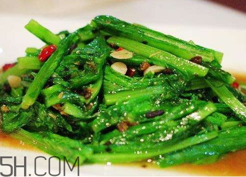 油麥菜是轉(zhuǎn)基因蔬菜嗎？油麥菜是發(fā)物嗎