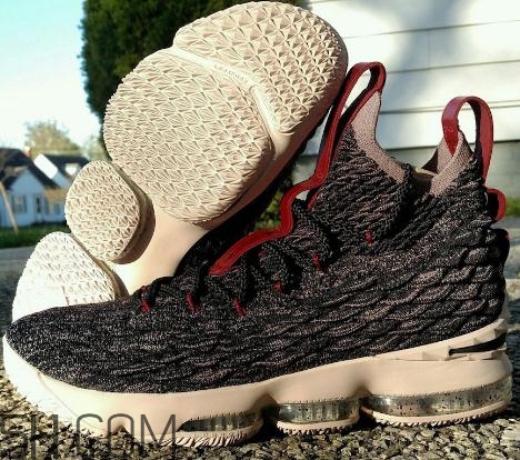 nike lebron 15 pride of ohio俄亥俄的驕傲什么時(shí)候發(fā)售？