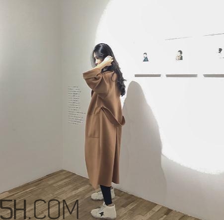 雙面羊絨大衣什么時(shí)候穿？雙面羊絨大衣什么溫度穿？