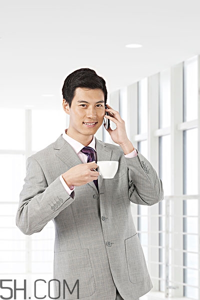 膽結(jié)石跟便秘有關(guān)系嗎？膽結(jié)石跟腸胃有關(guān)系嗎？