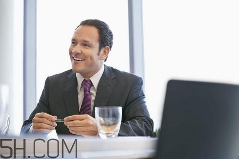 肺氣腫會(huì)傳染嗎？肺氣腫吃什么藥？