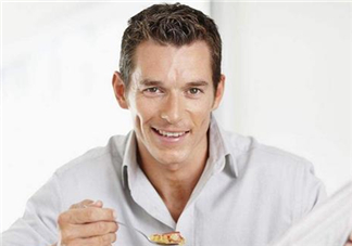 肺氣腫可以吃西洋參嗎？肺氣腫可以吃三七粉嗎？