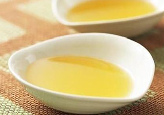 調(diào)和油和大豆油哪個(gè)好？調(diào)和油是色拉油嗎