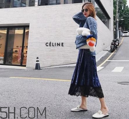 衛(wèi)衣搭配裙子好看嗎？衛(wèi)衣和裙子怎么搭配？
