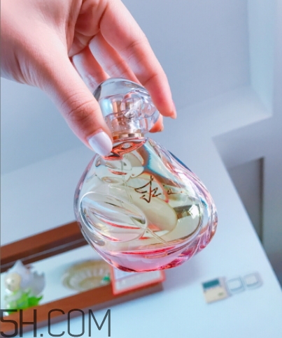 sisley izia伊莎香水多少錢(qián)？希思黎izia香水專柜價(jià)格