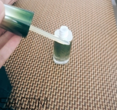 百雀羚肌初賦活系列怎么樣？百雀羚肌初賦活系列適合年齡