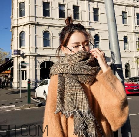 怎樣辨別貂絨毛衣真假？貂絨毛衣真假鑒別