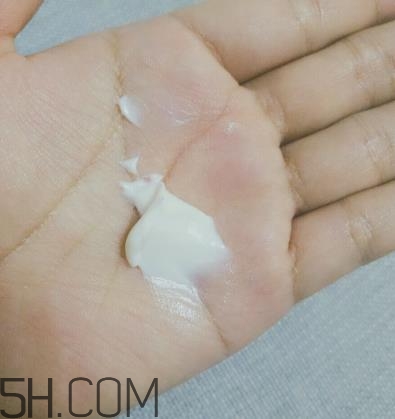 深海四十噚面霜哪里買(mǎi)？深海四十噚面霜含激素嗎？