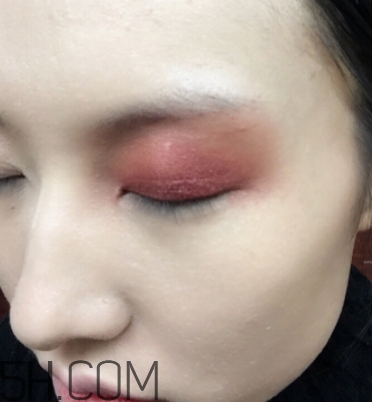 破碎娃娃妝怎么化？萬圣節(jié)破碎娃娃妝畫法教程