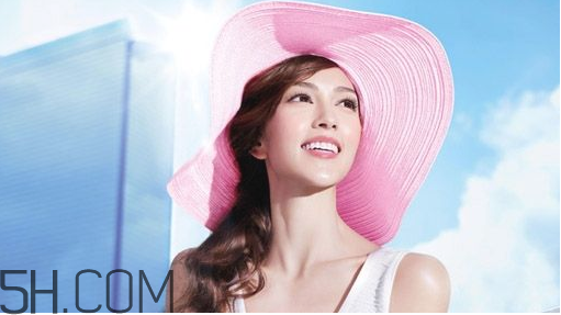 安耐曬各種顏色瓶子的區(qū)別？防曬霜可以直接涂在臉上嗎？