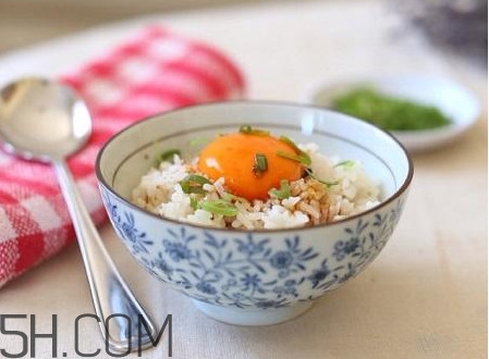 茶葉水煮飯有什么好處？茶葉水怎么煮飯