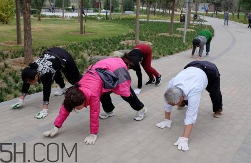 什么人不適合爬著走？爬著走鍛煉叫什么