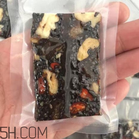 東阿阿膠可以空腹吃嗎？東阿阿膠吃了會(huì)發(fā)胖嗎？