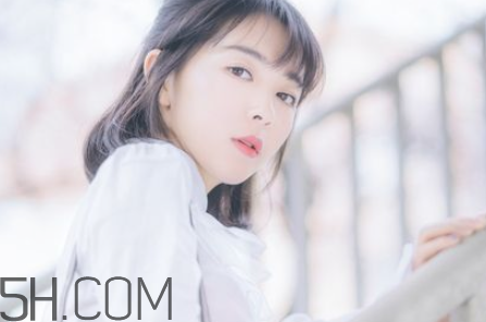 防曬乳需要卸妝嗎？防曬噴霧能用多久？