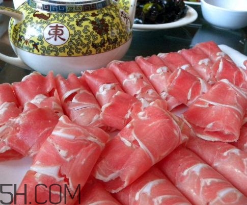 涮羊肉哪個部位最好吃？涮羊肉都有什么菜？