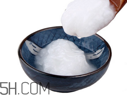 護(hù)發(fā)精油需要洗嗎？椰子油護(hù)發(fā)怎么用？