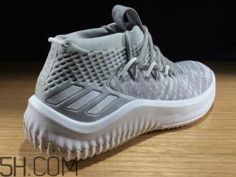 adidas dame 4利拉德母校配色實(shí)物什么樣？