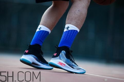 under armour curry 4實(shí)戰(zhàn)測(cè)評(píng)怎么樣？