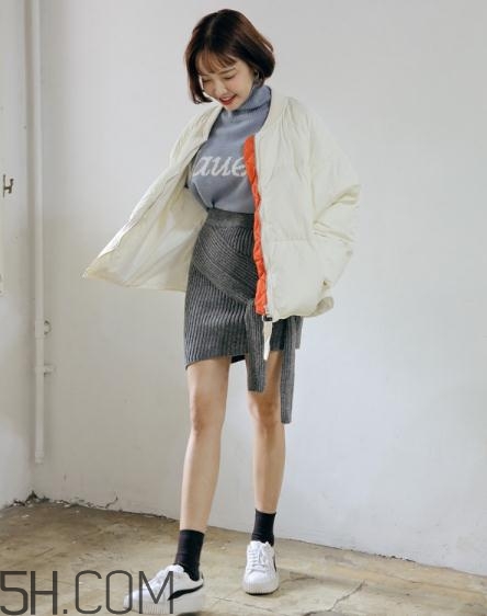 白色羽絨服配什么鞋子？白色羽絨服搭配鞋子圖片