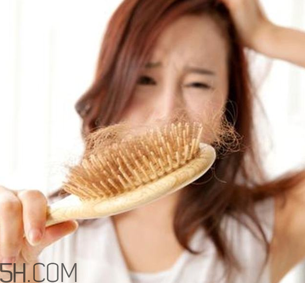 洗發(fā)水是酸性好還是堿性好？防止脫發(fā)的方法
