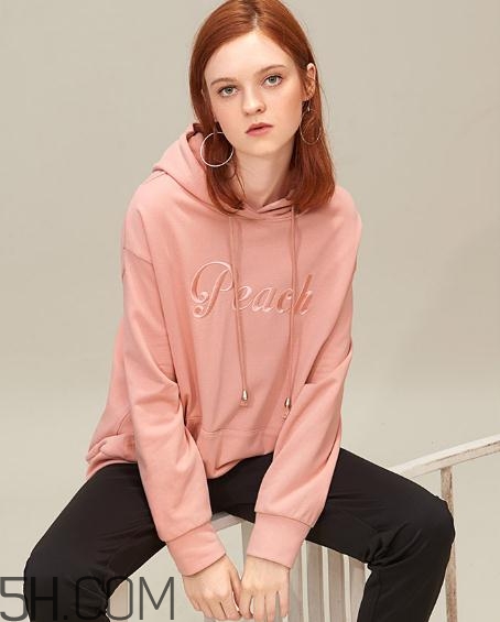 闊色衣服質(zhì)量好嗎？闊色有實(shí)體店嗎？