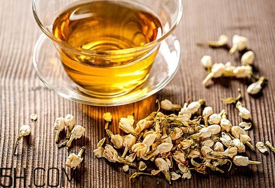 喝茉莉花茶有什么功效？茉莉花茶搭配什么沖泡好
