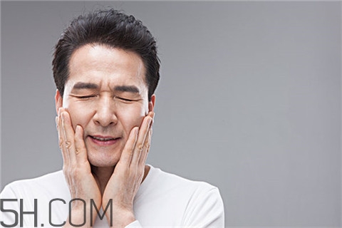 酒精肝能治好嗎？酒精肝早期什么癥狀？
