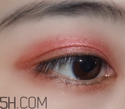 稚優(yōu)泉眼影怎么畫？稚優(yōu)泉眼影畫法視頻