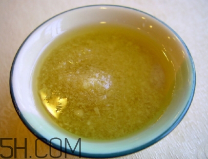 佰草世家生發(fā)是真的嗎？佰草世家頭發(fā)增長(zhǎng)液有用嗎