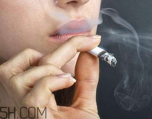 經(jīng)常吸二手煙吃什么好？怎樣減少二手煙的吸入