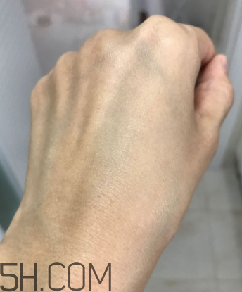 絲塔芙保濕潤膚乳嬰兒能用嗎？絲塔芙潤膚乳怎么樣？