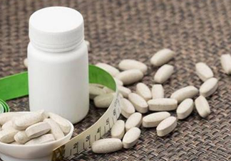 服用哪些藥物前后不能喝酒？為什么不能用茶葉水服藥