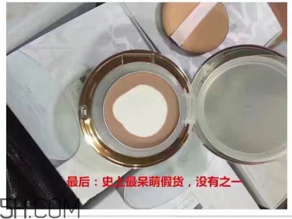 age20s氣墊好用嗎？age20愛(ài)敬水粉霜真假辨別對(duì)比圖