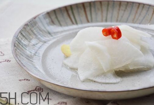 塑料瓶可以泡酸蘿卜嗎？泡蘿卜需要多少水和白醋