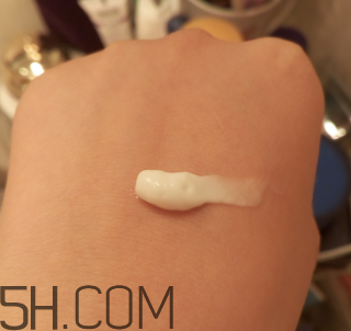 露得清身體乳怎么樣？露得清身體乳好用嗎？