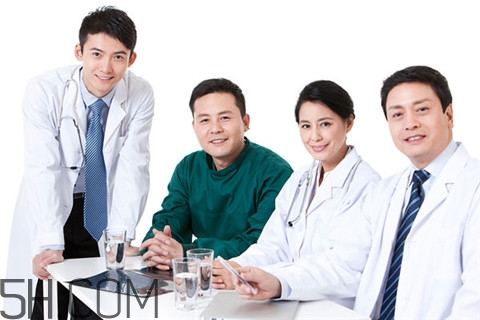 蕁麻疹不能吃什么食物？蕁麻疹不吃藥可以自己好嗎？